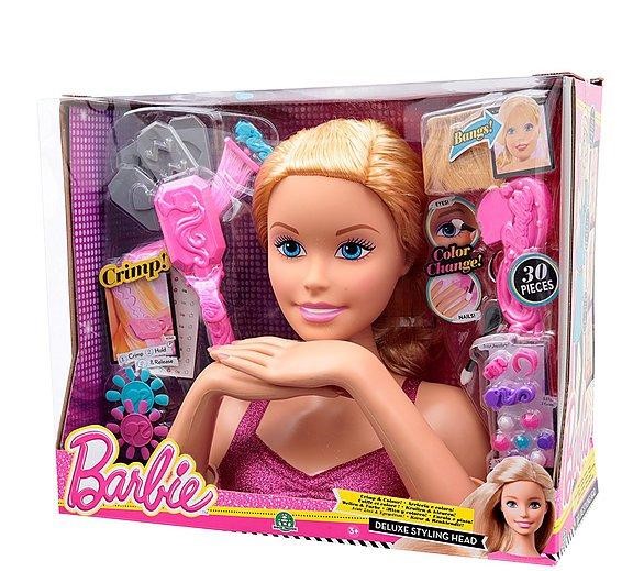 Barbie testa da acconciare e truccare grandi giochi in Italia
